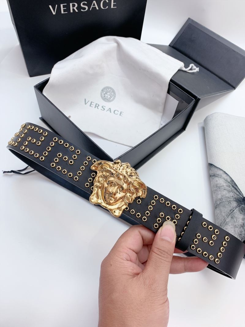 VERSACE